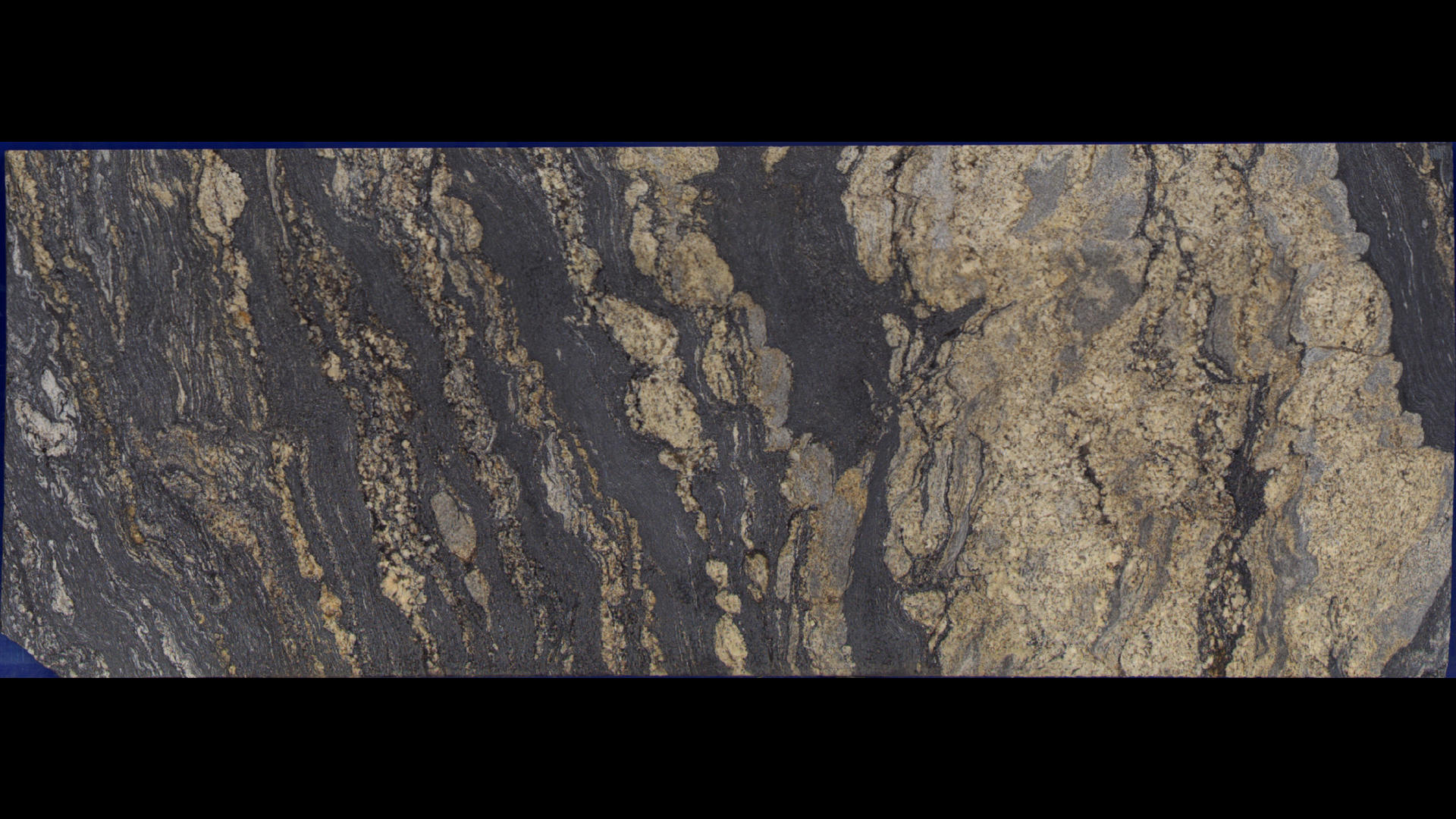 SUPREME GOLDEN Granite Slabs