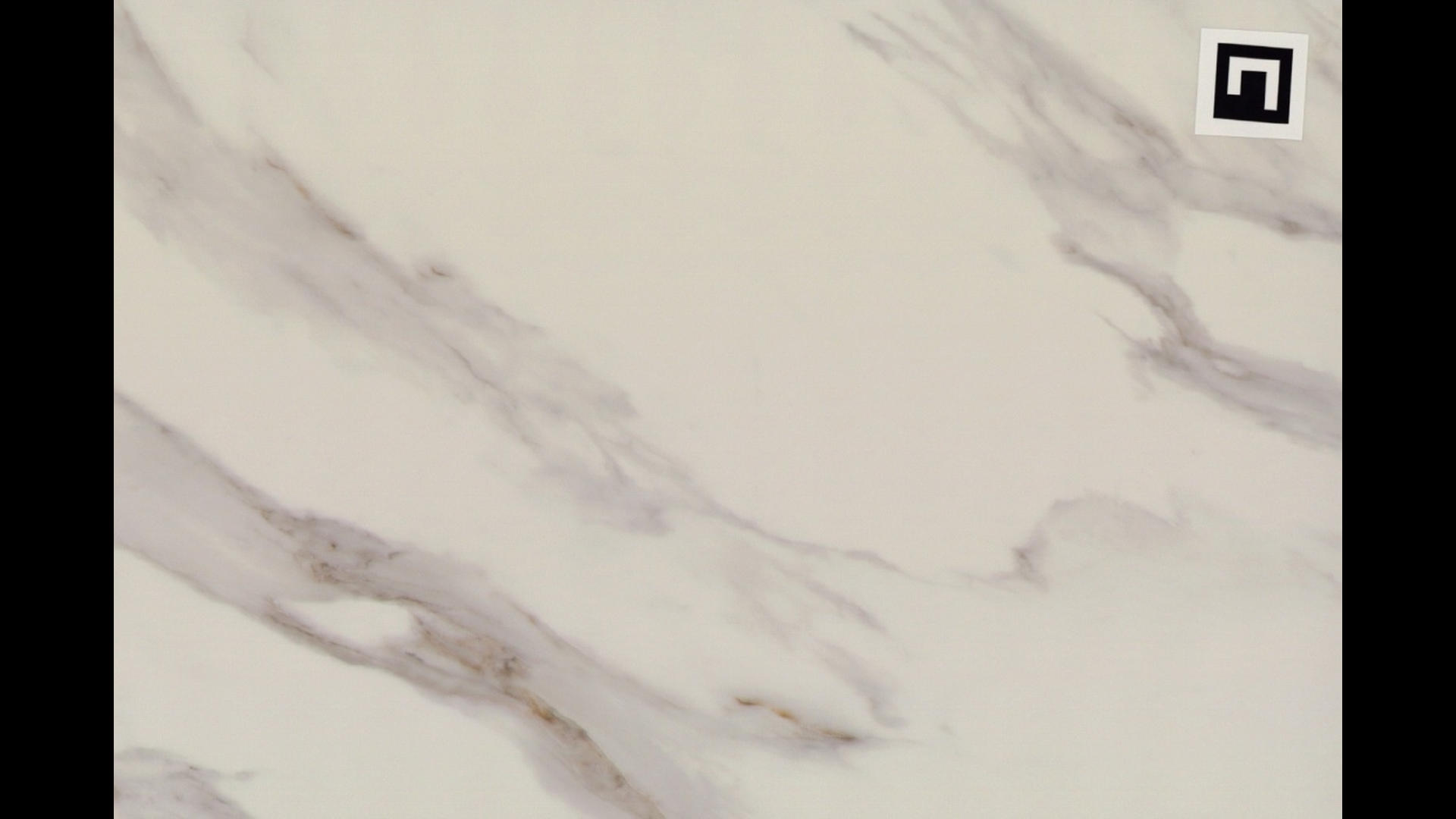 REVOLUX CALACATTA CREMO LUX - R Quartz Slabs