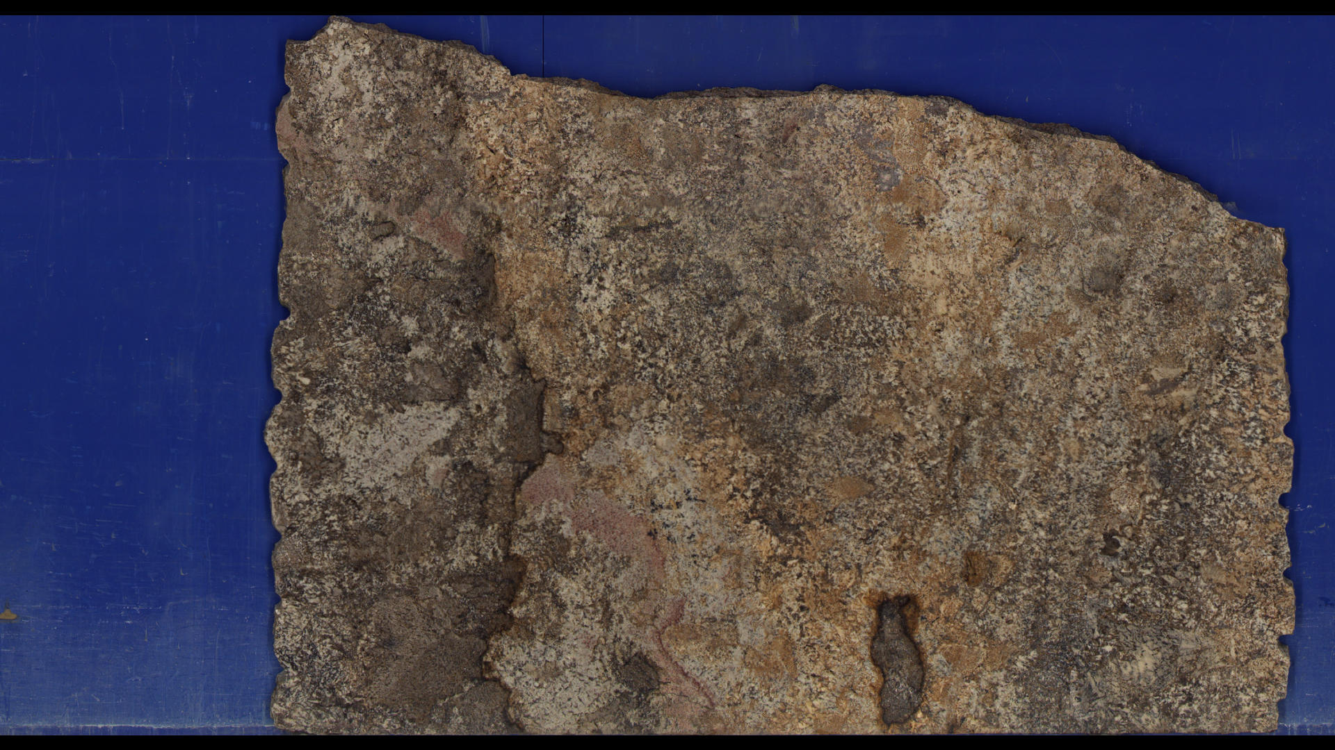 CHOCOLATE BORDEAUX Granite Slabs