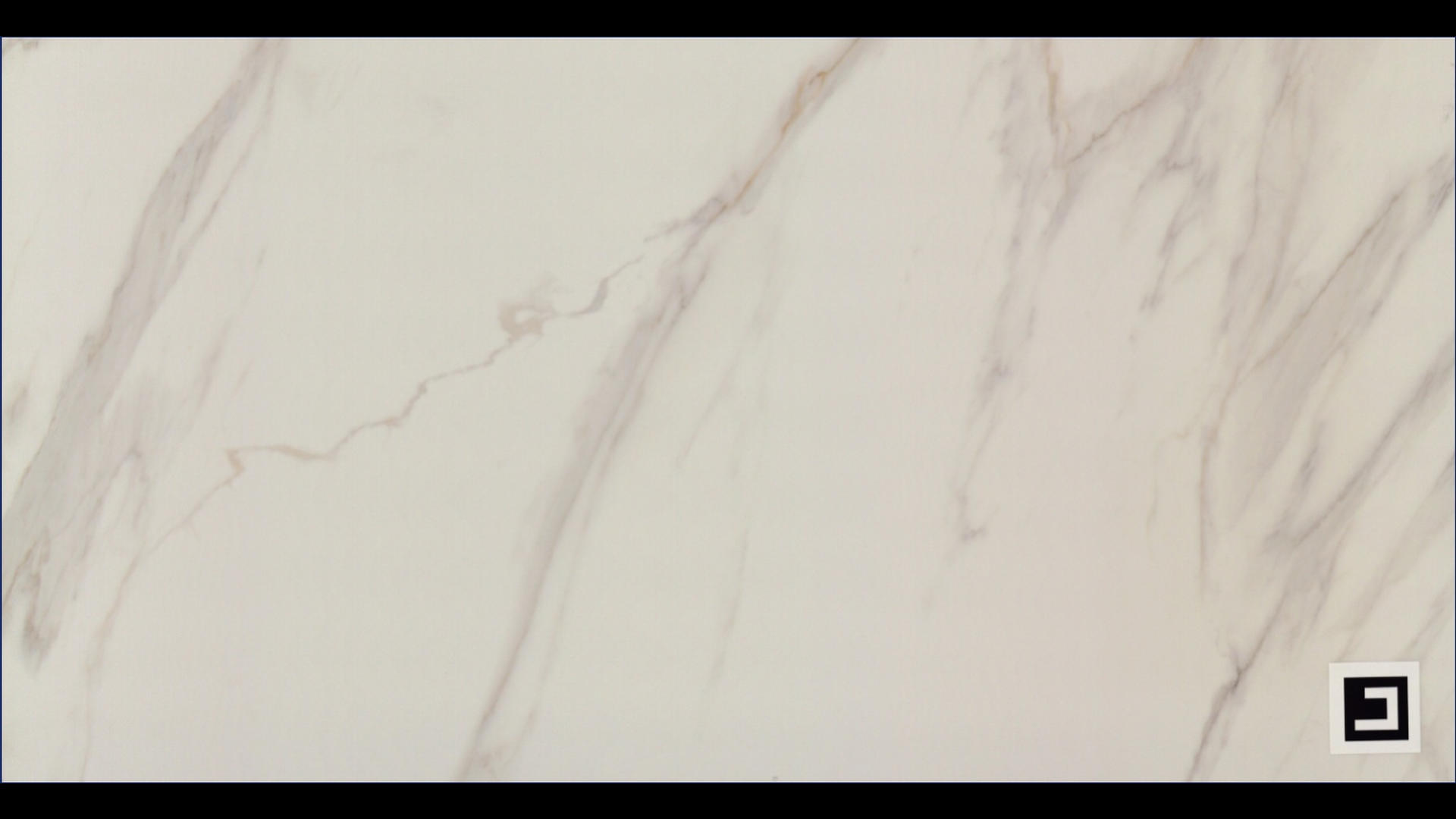 REVOLUX CREMO DELICATO LUX - R Quartz Slabs