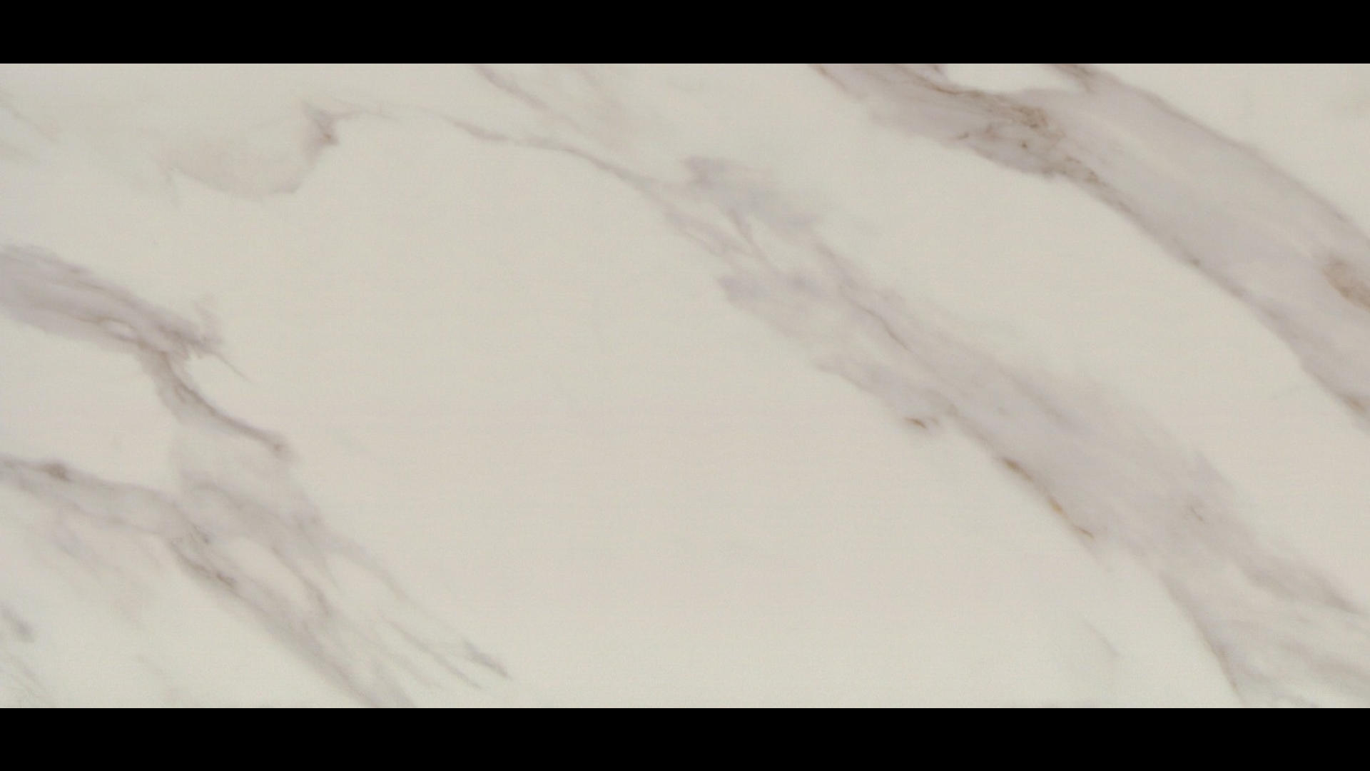 REVOLUX CALACATTA CREMO LUX - R Quartz Slabs