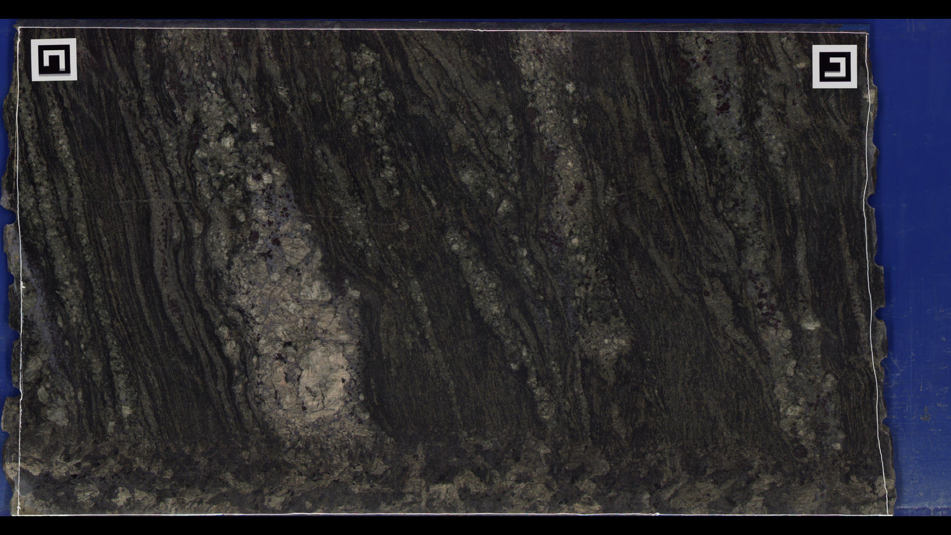 DELERIUM Granite Slabs