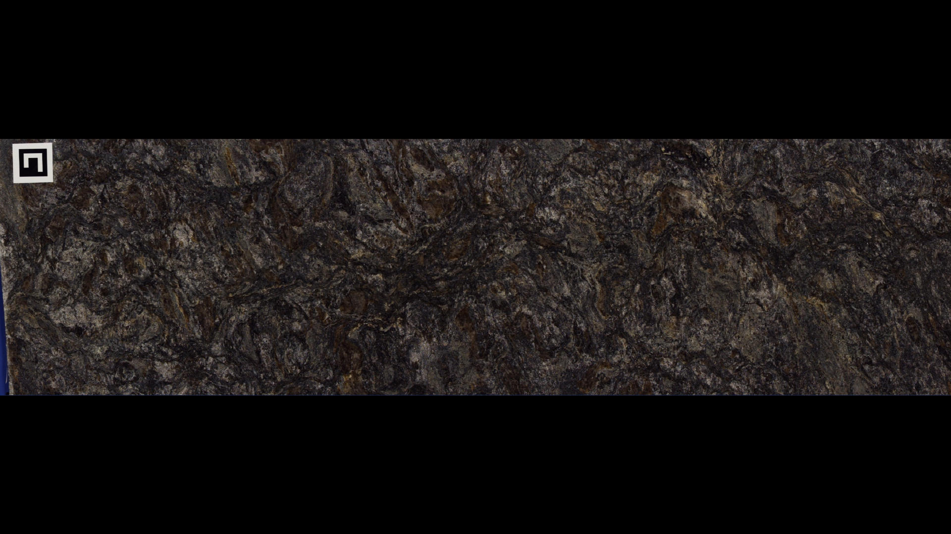 METALICUS Granite Slabs