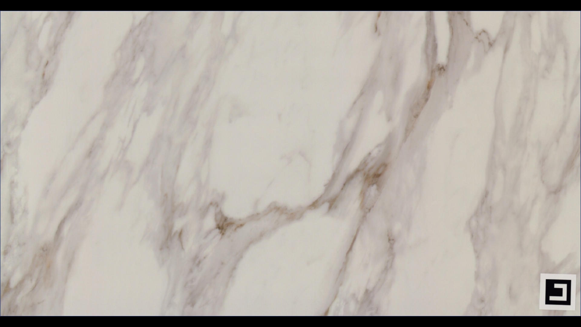 REVOLUX CALACATTA CREMO LUX - R Quartz Slabs