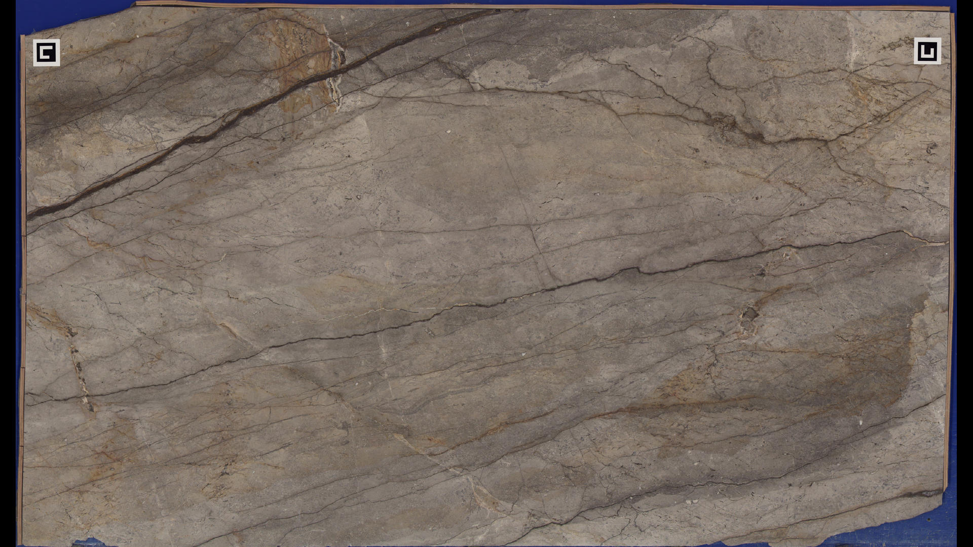 SILVER RIVER HONED Quartzite Slabs