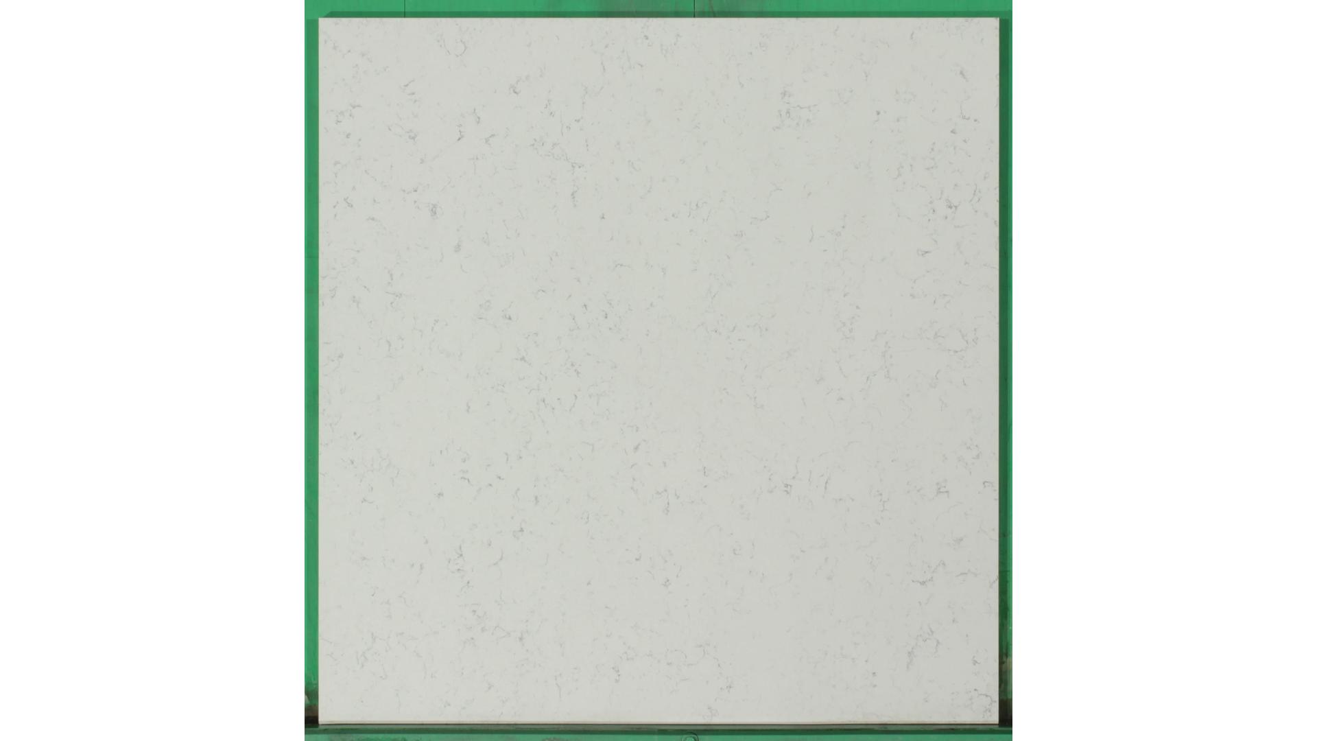 Lyra Quartz Slabs