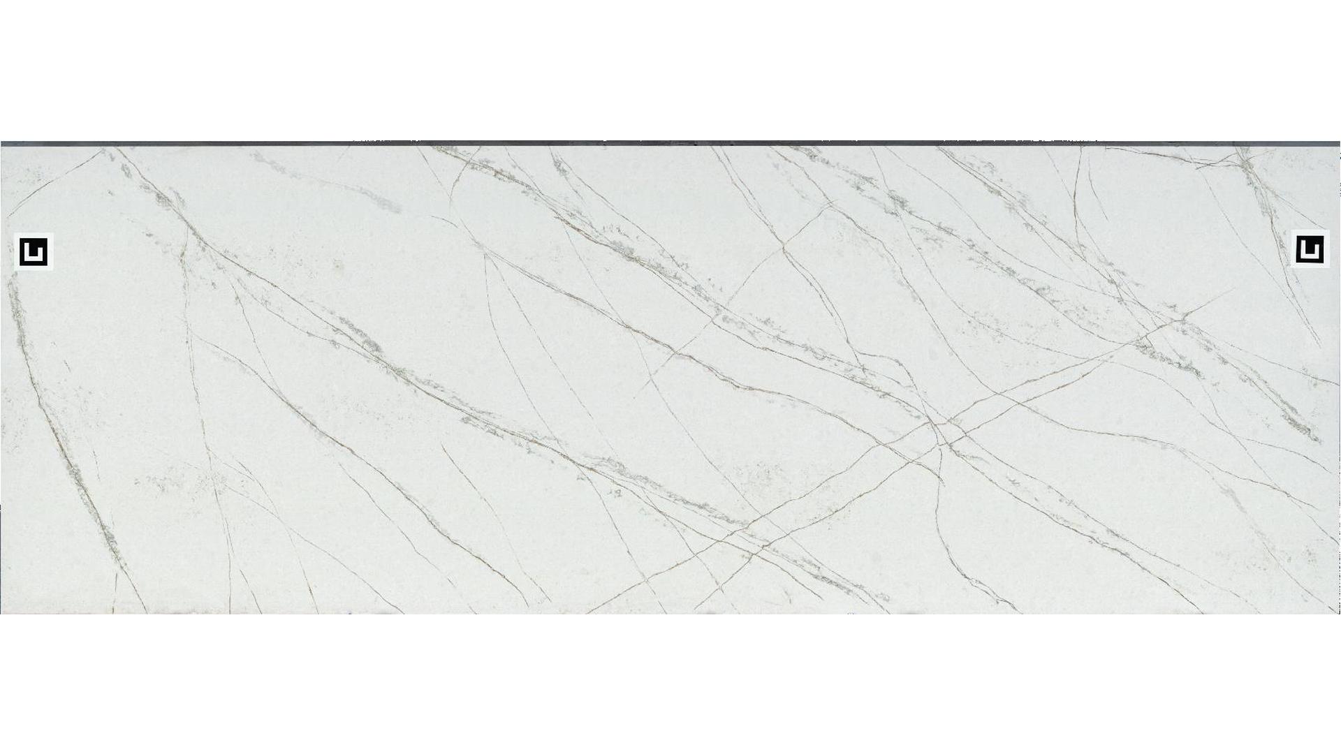 Calacatta Royale Quartz Slabs