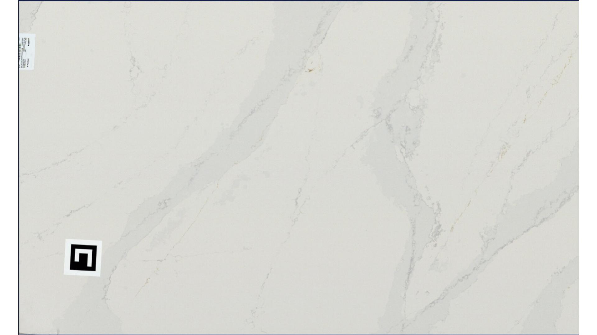 Et. Calacatta Gold Quartz Slabs