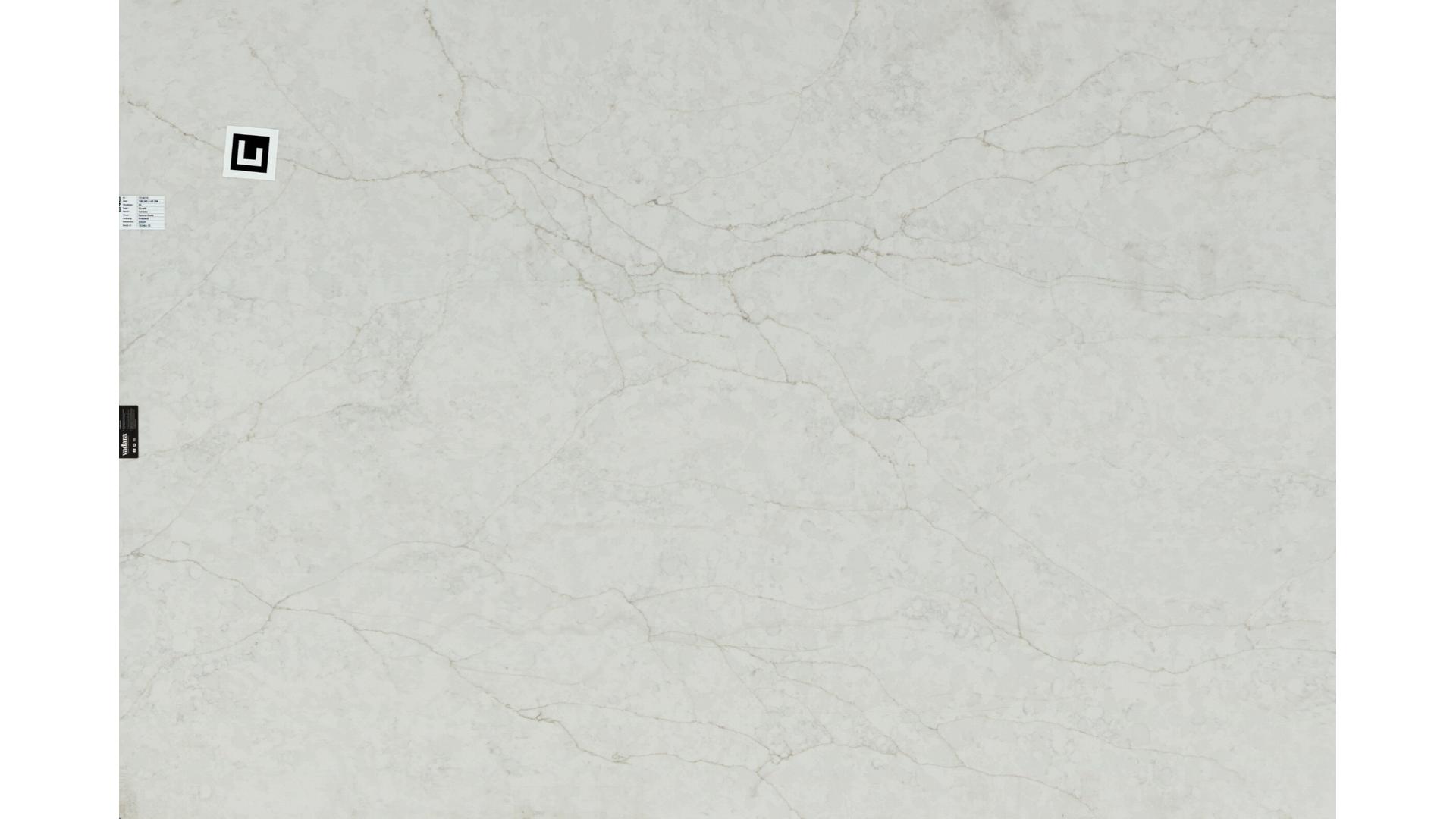 Vadara Sereno Gold Quartz Slabs