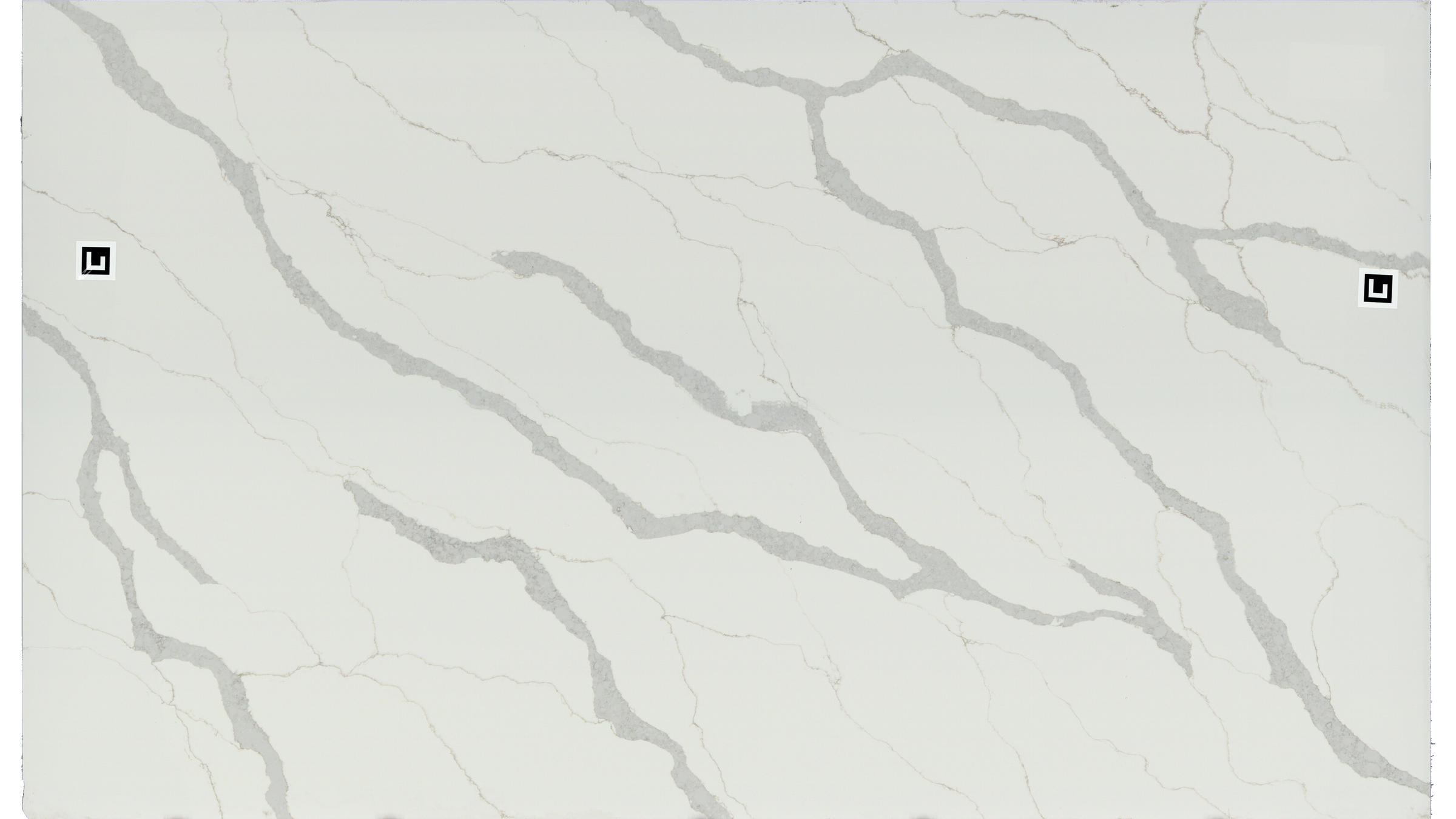Q Quartz Calacatta Idillio Quartz Slabs