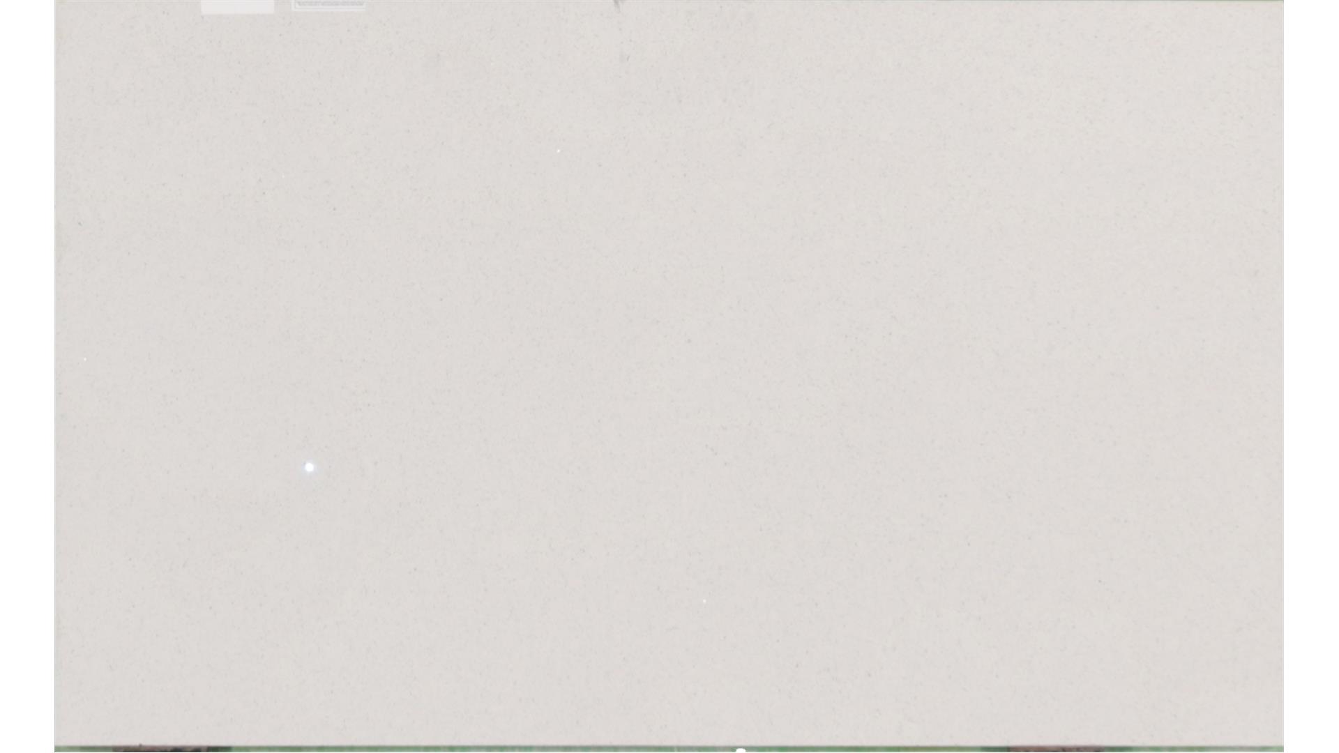 Specchio White Quartz Slabs