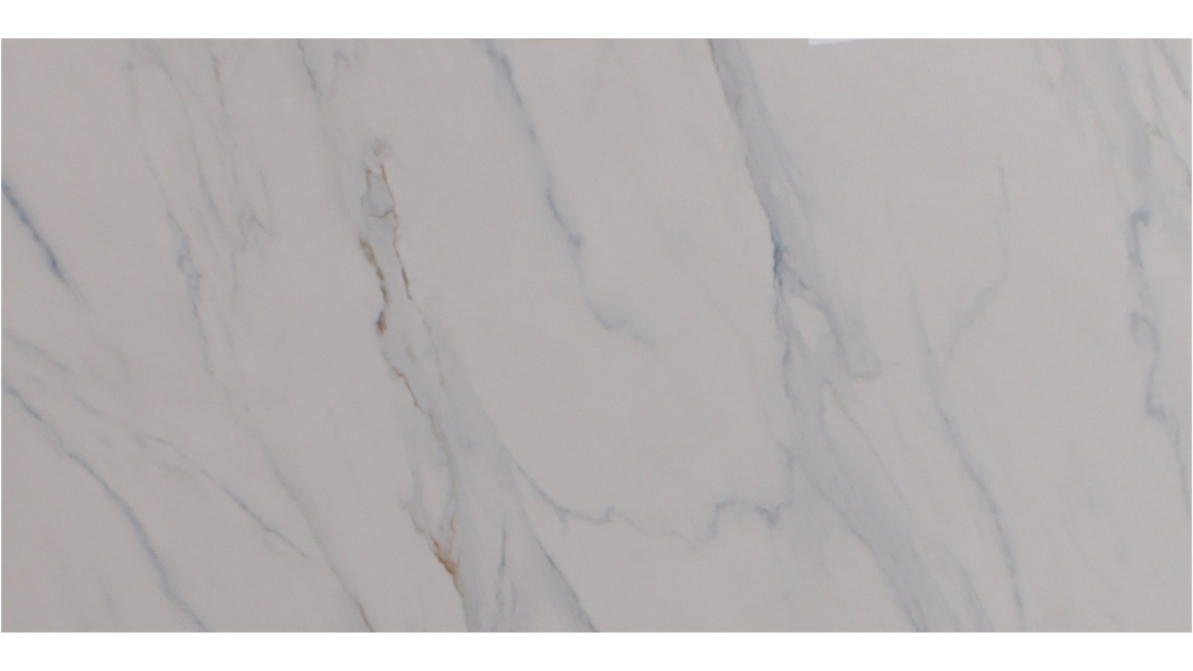 Calacatta Lapiza Quartz Slabs