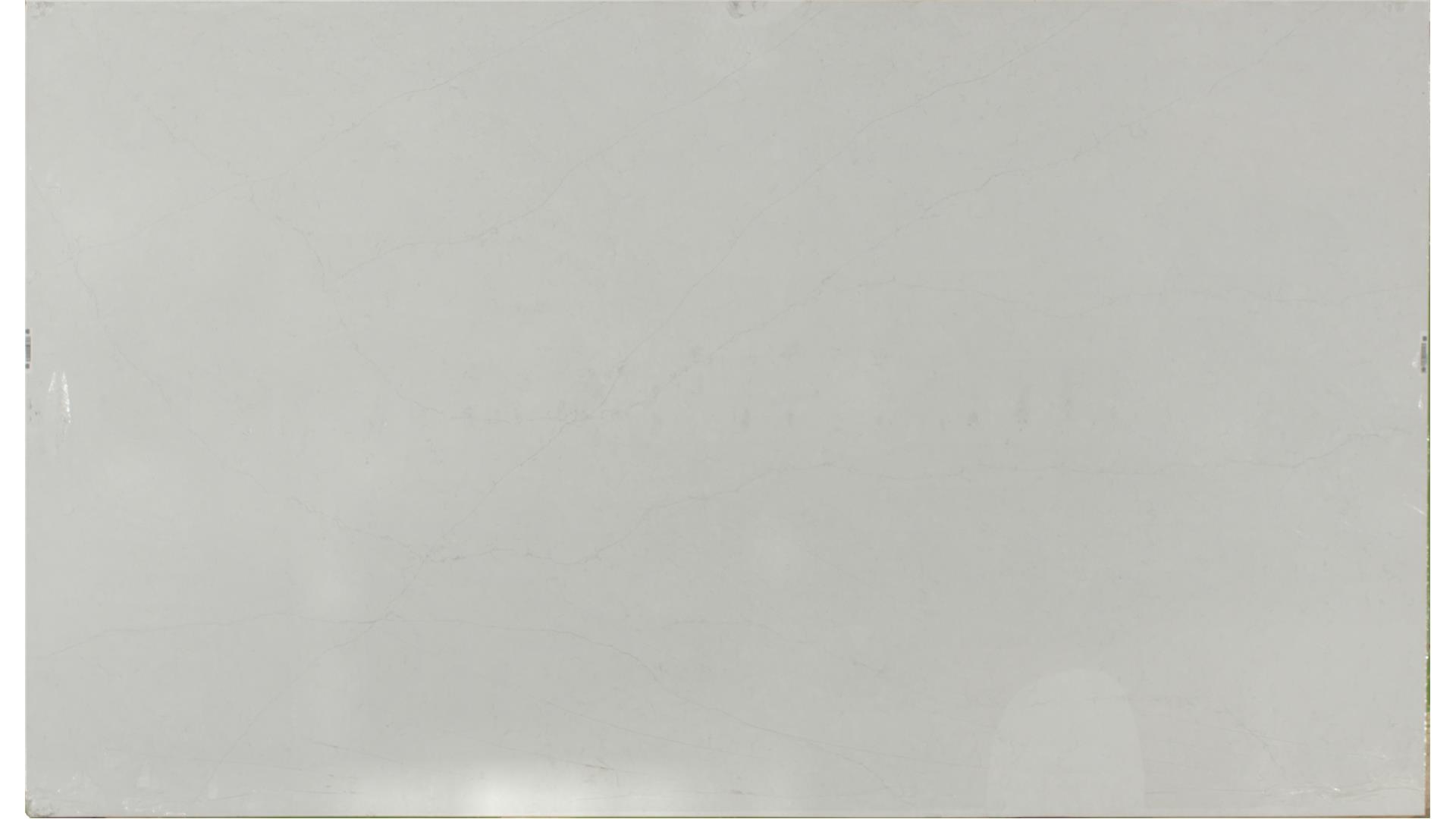 Valor White QUARTZ Slabs