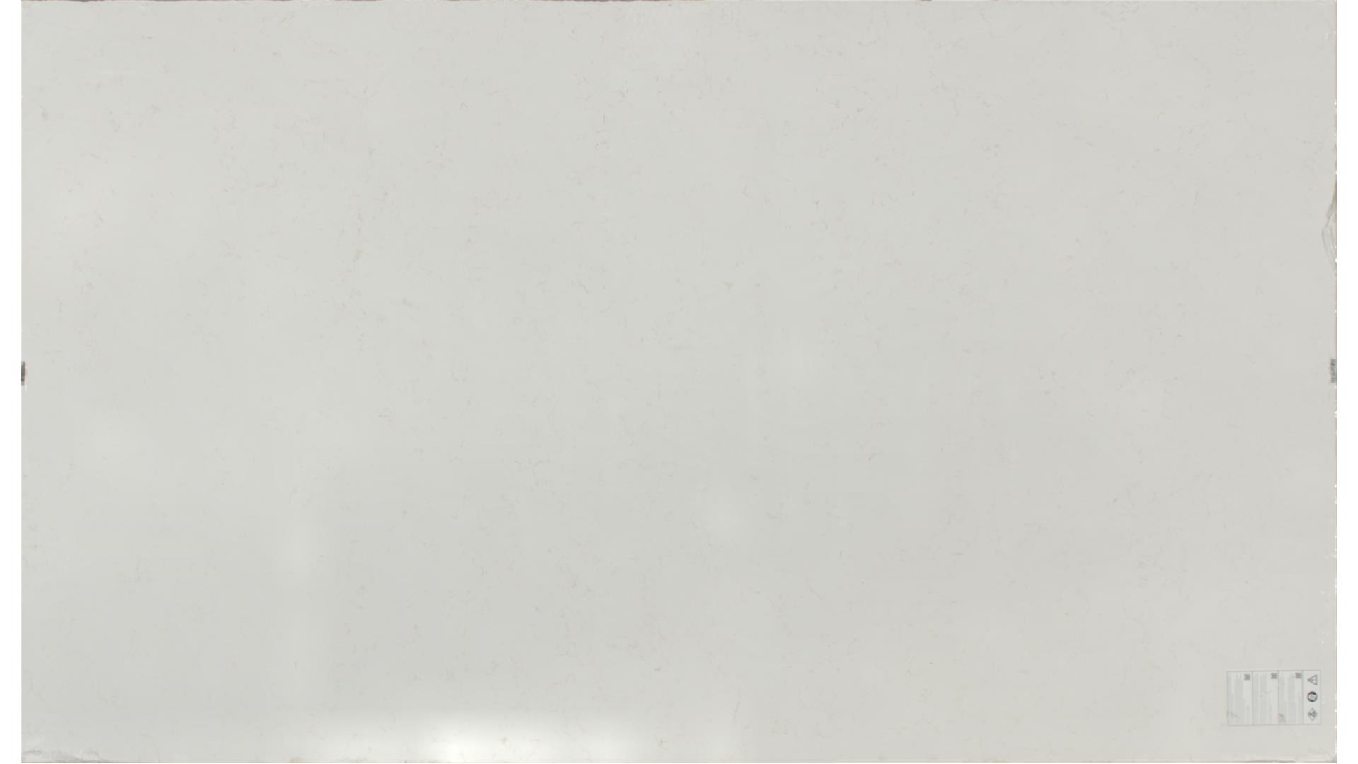 CARRARA ROMA QUARTZ Slabs