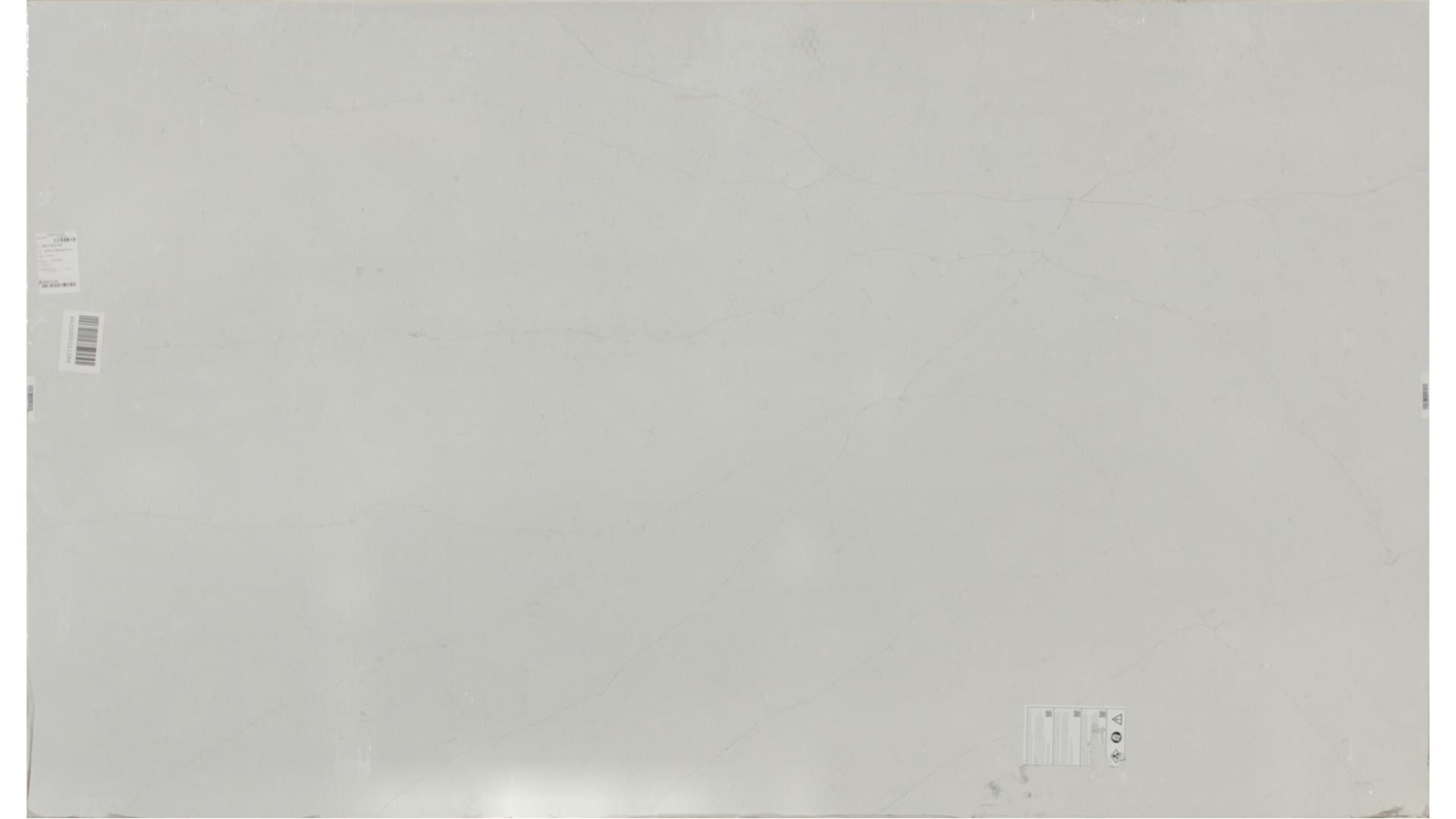 Valor White QUARTZ Slabs