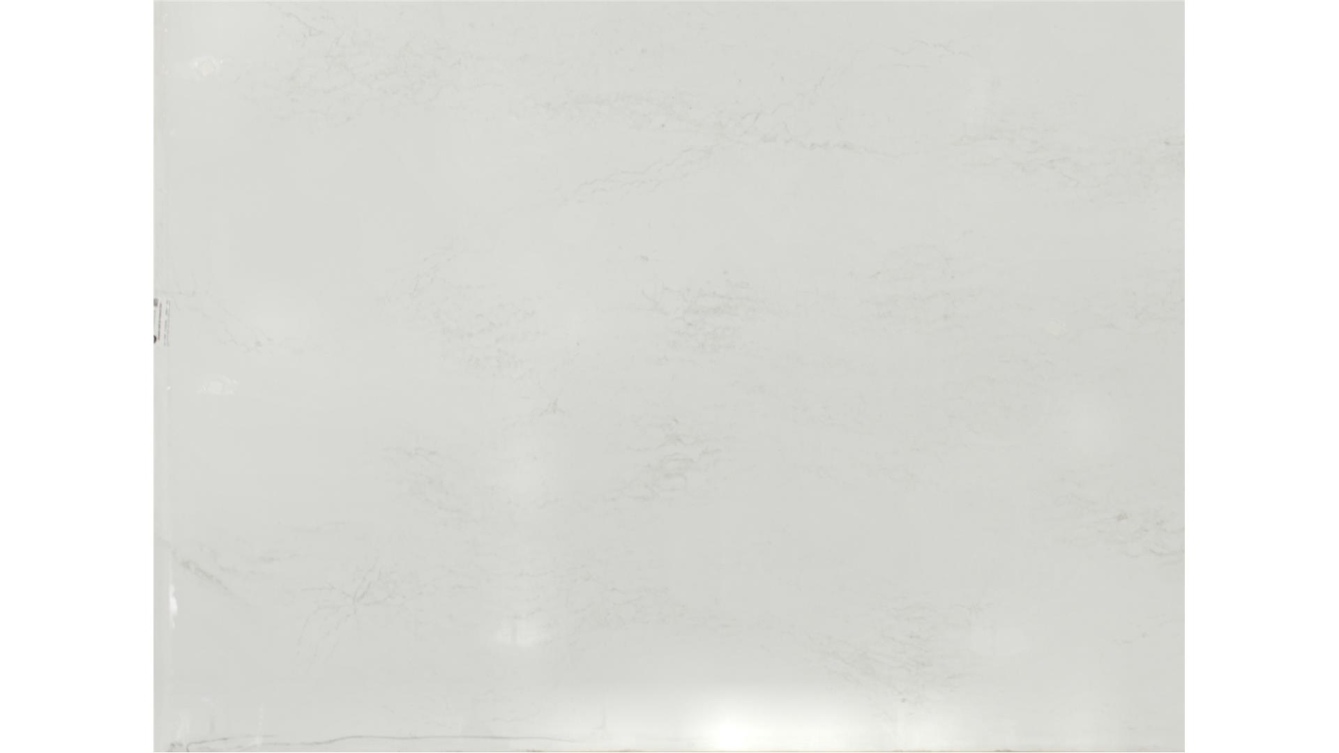 MACBETH QUARTZ Slabs