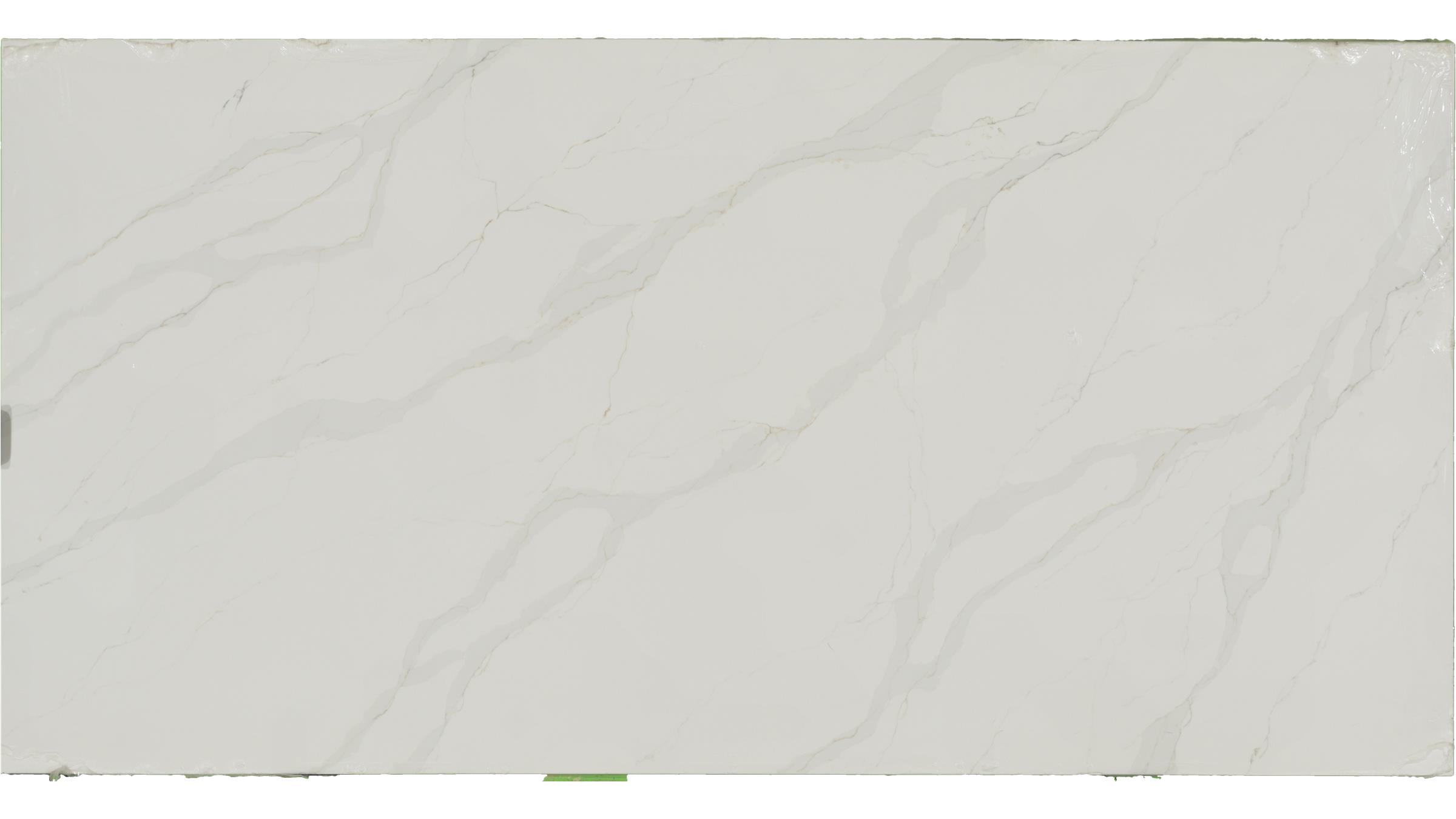 Pristine Quartz Slabs