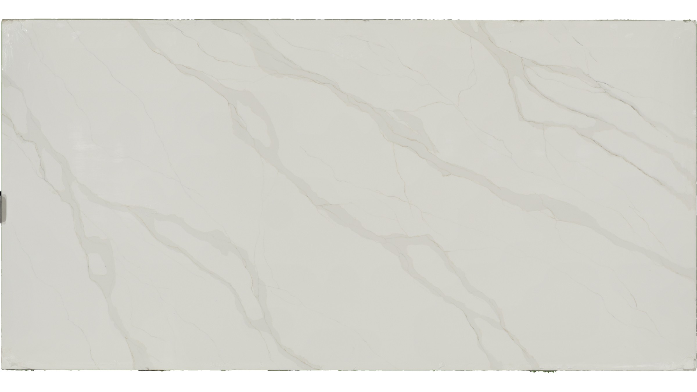 Pristine Quartz Slabs