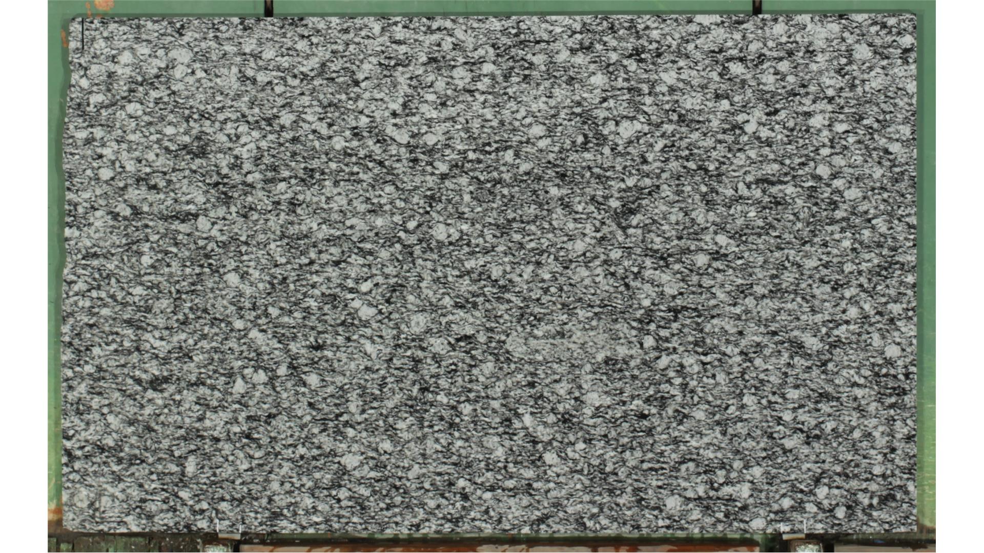 White Sparkle 2 cm Granite Slabs