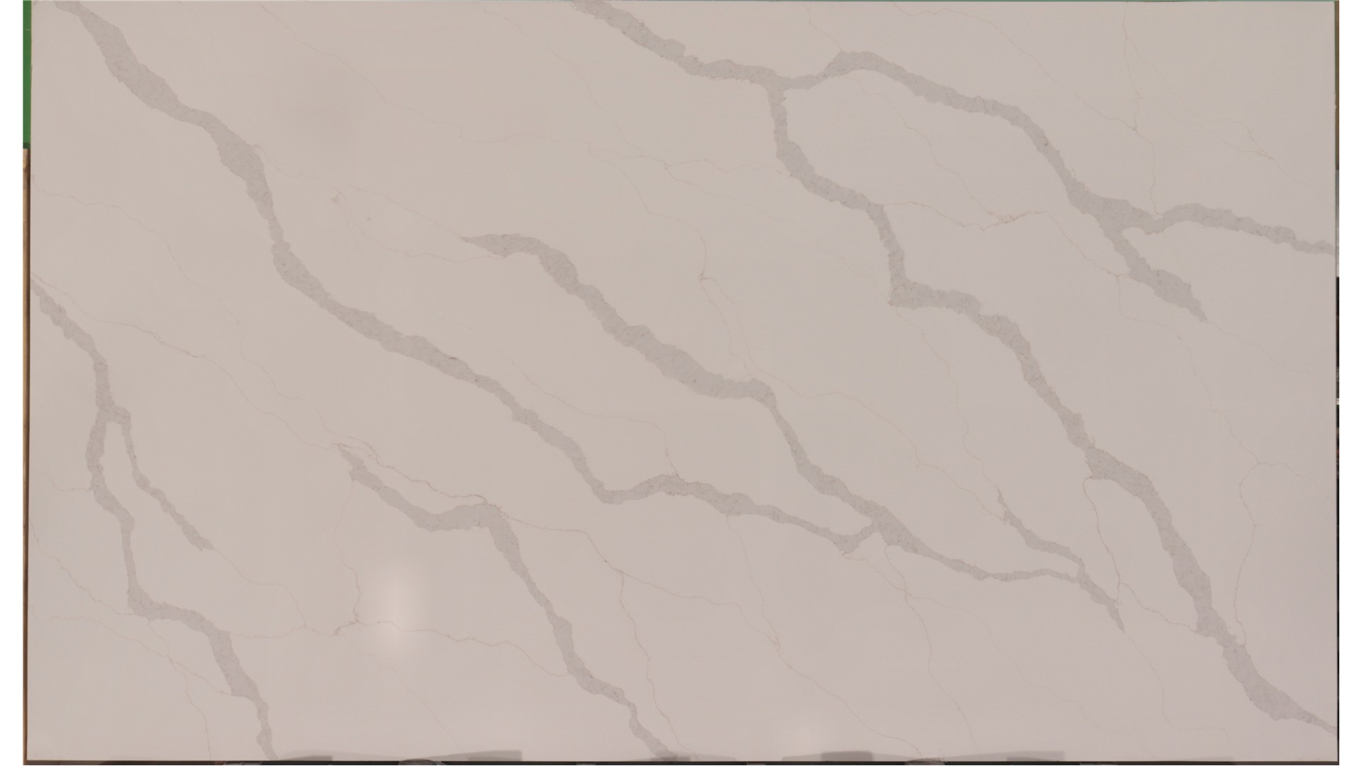 Calacatta Idillio 3cm Q Quartz (AZ) Slabs