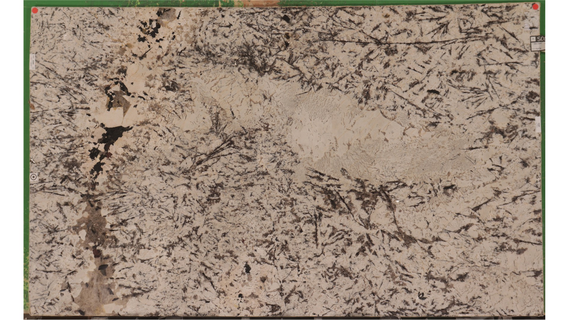 Delicatus White (Ice Blue) 3cm Sensa (AZ) Slabs