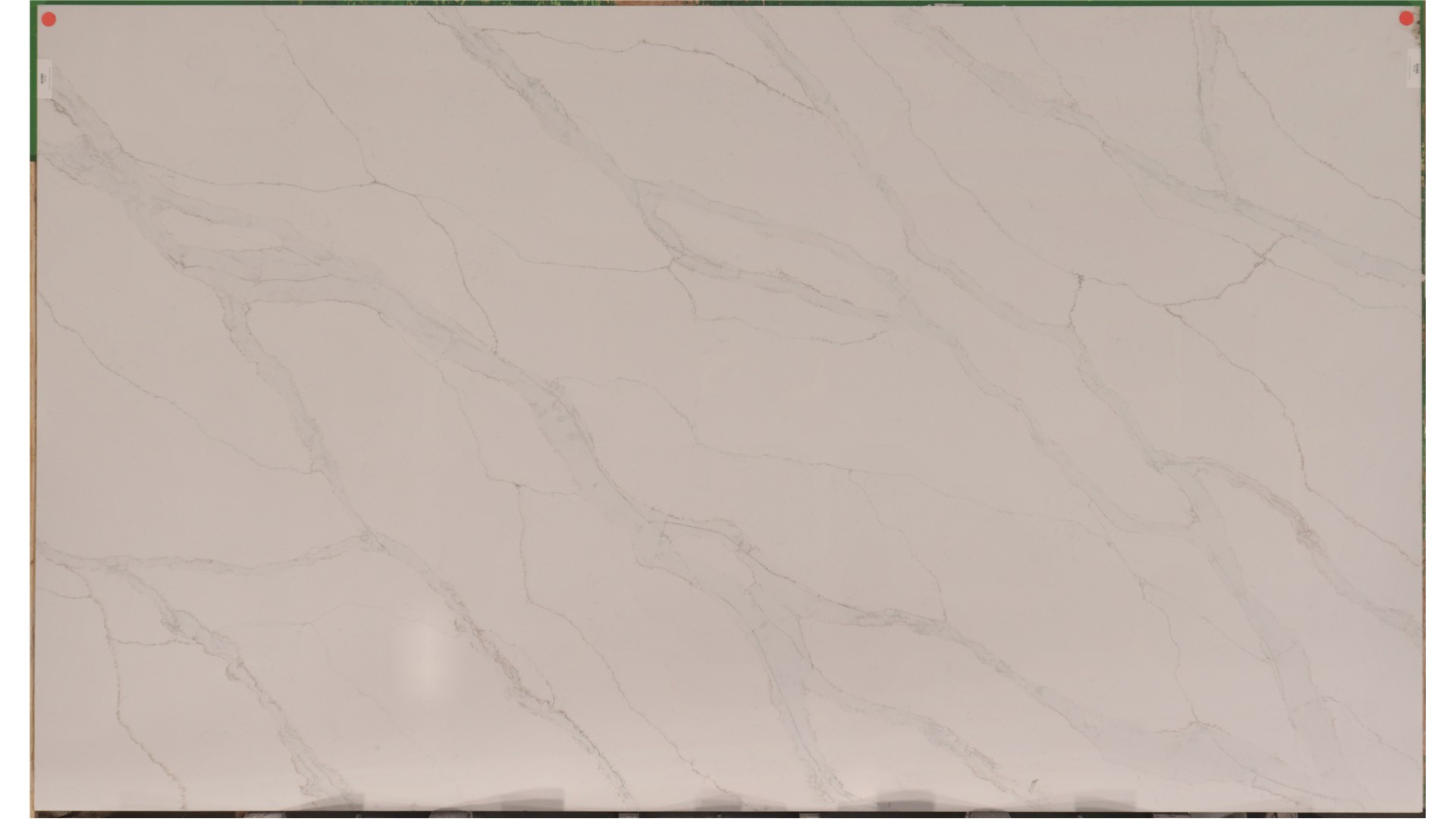 Calacatta Vernello 3cm Q Quartz (AZ) Slabs