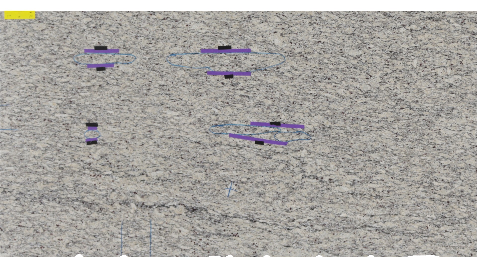 SANTA CECeLIA GRANITE Slabs