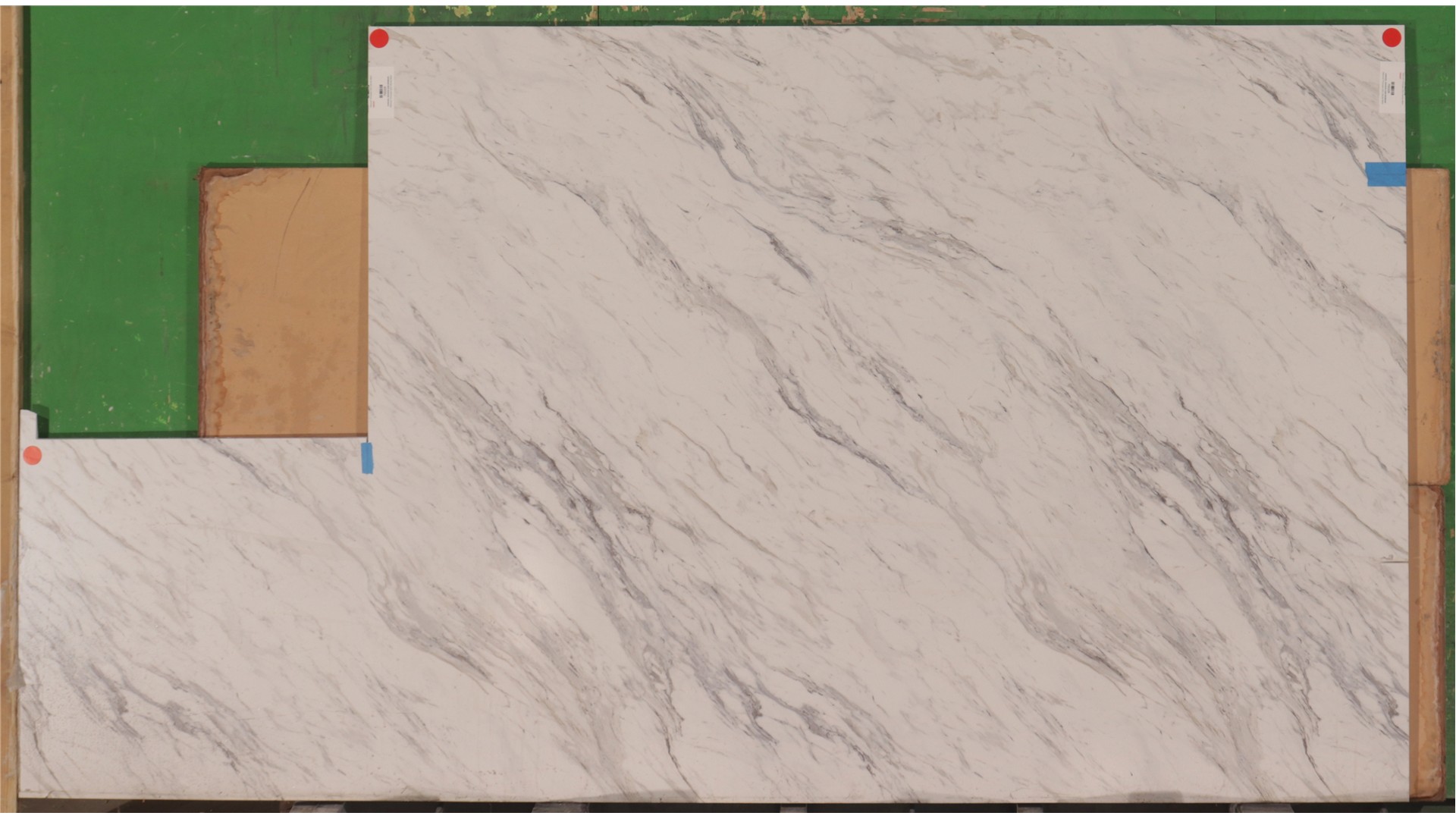 Calcutta Blanc Wilsonart Thinscape (AZ) Slabs