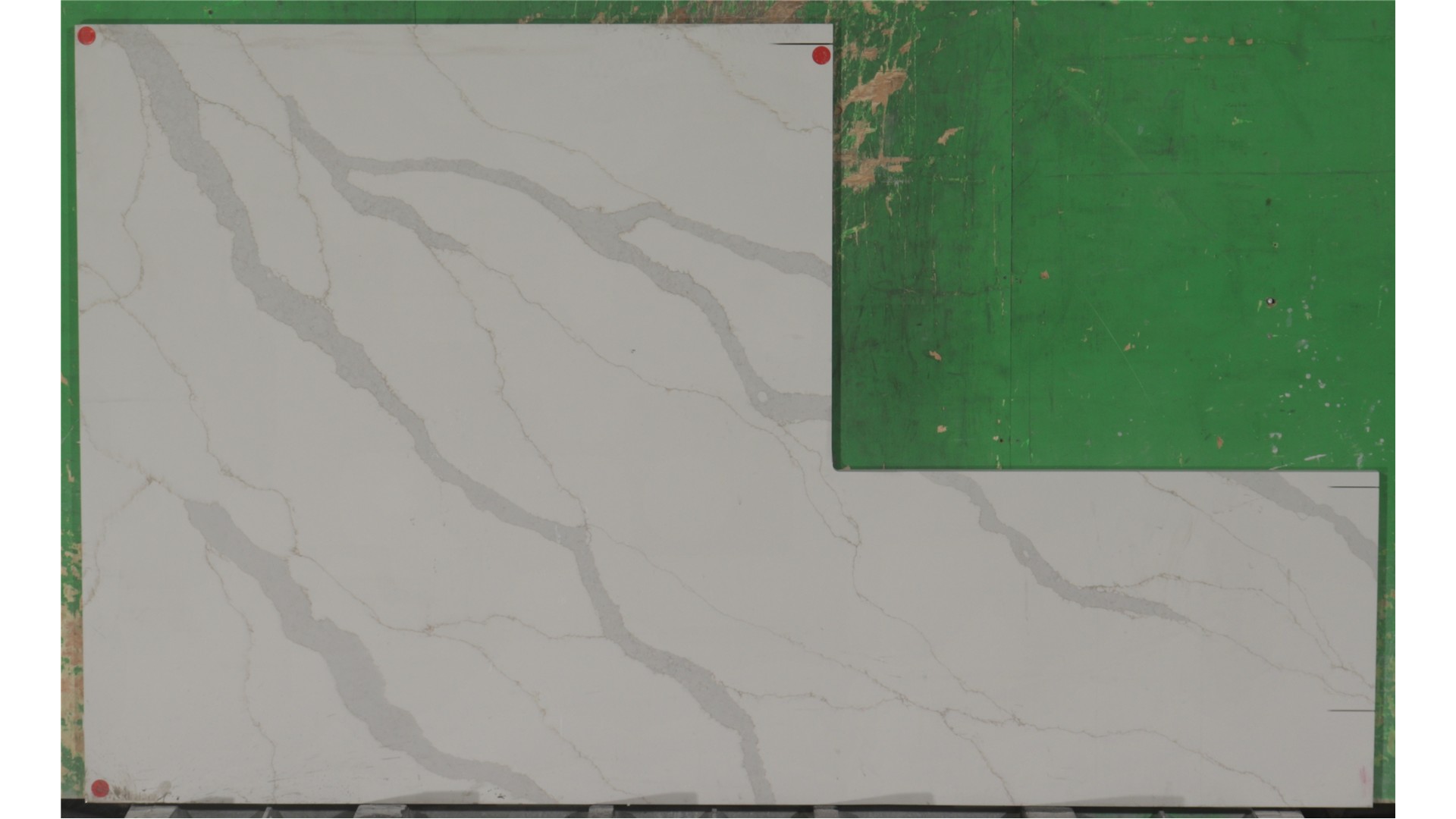 Calacatta Idillio 3cm Q Quartz (AZ) Slabs