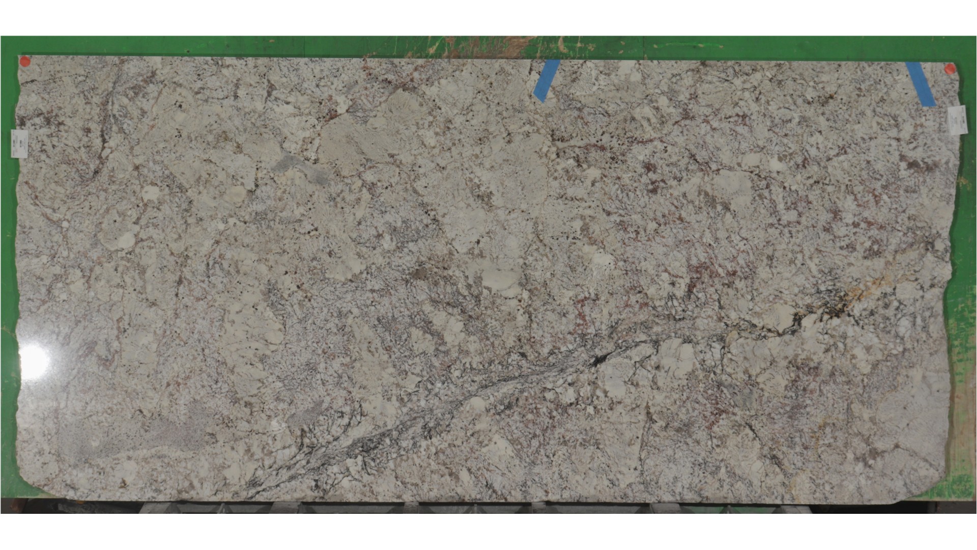 White Springs 3cm  Daltile HD Stone (AZ) Slabs