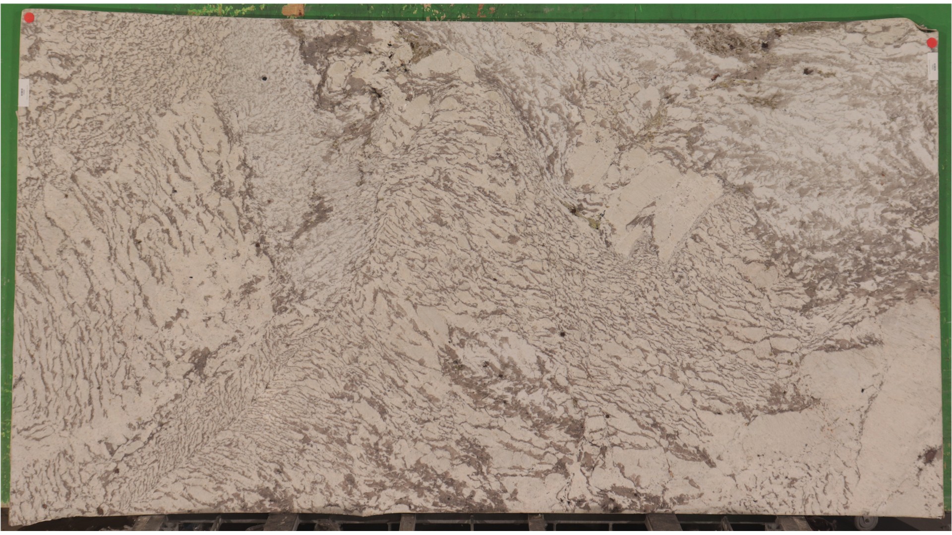 Alpine White 3cm MSI Stone (AZ) Slabs