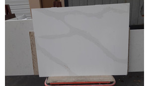 Eternal Calacatta Gold Silestone