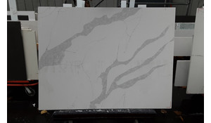 Calacatta Leon MSI Quartz