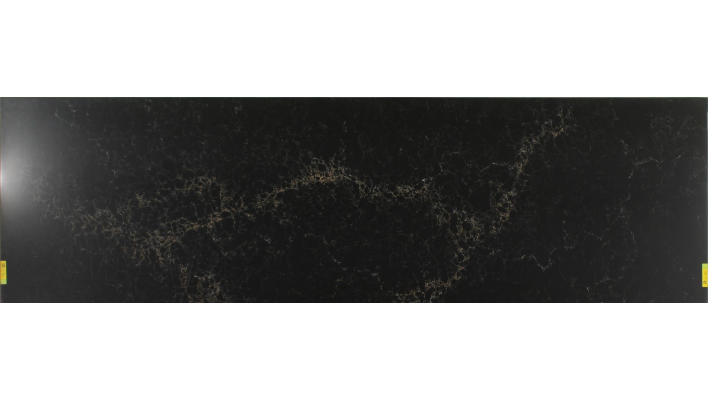 Vanilla Noir (5100) Quartz Slabs
