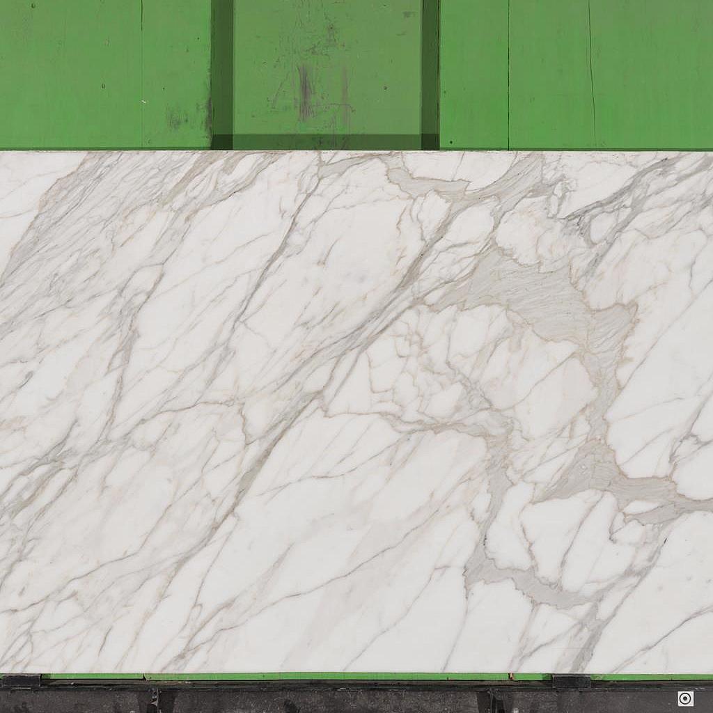 CALACATTA GOLD MARBLE Slabs