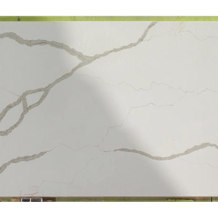 Calacatta Oro 3CM 130x65 Quartz Slabs