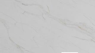 Q Calacatta Silverlight